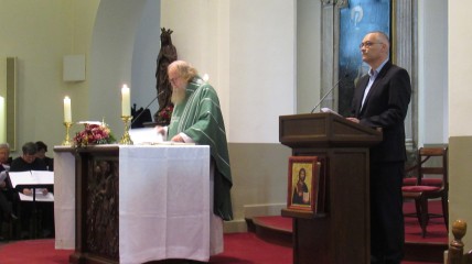 Mis voor overleden leden en receptie