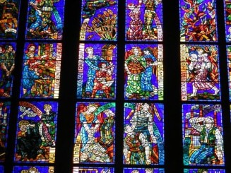 stained-glass-window-223934__340